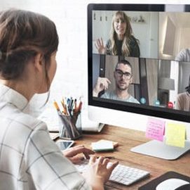 8. Cursos: Marketing Dixital, Acreditación Docente, Inglés e PRL básico.